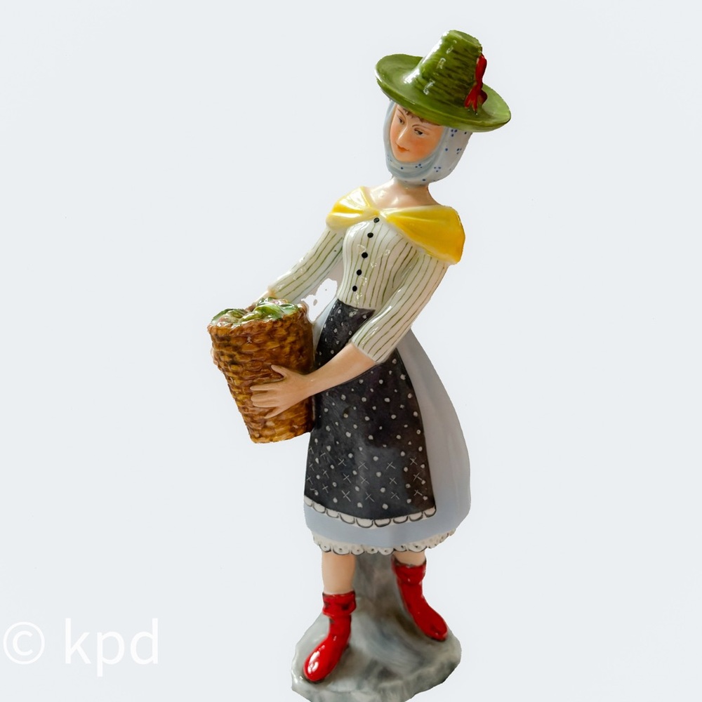 Classic Collectibles Harmony Figurine – Woman with Basket (1996)